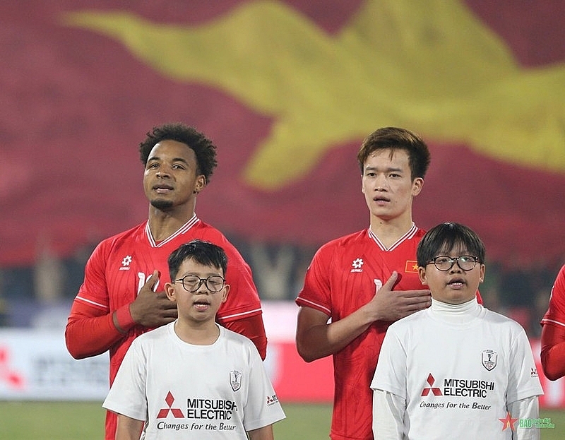 HLV Kim Sang Sik triệu tập Xuân Son lên tuyển Việt Nam