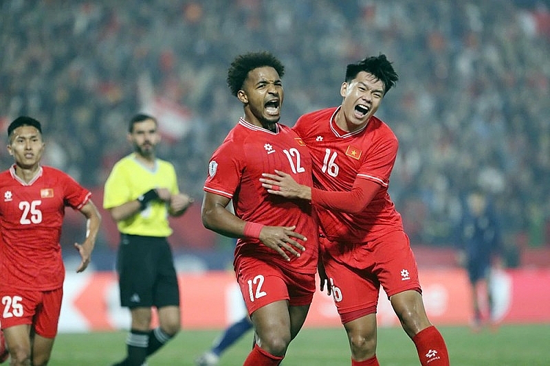 HLV Kim Sang Sik triệu tập Xuân Son lên tuyển Việt Nam