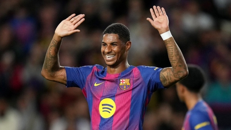 Rashford được cổ động viên Barcelona tri ân đặc biệt