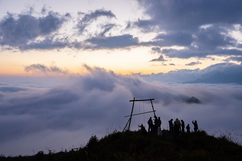 Tháng 11 đi đâu? Gợi ý những điểm hẹn đẹp nhất mùa đầu đông Việt Nam Tháng 11 đi đâu? Gợi ý những điểm hẹn đẹp nhất mùa đầu đông Việt Nam