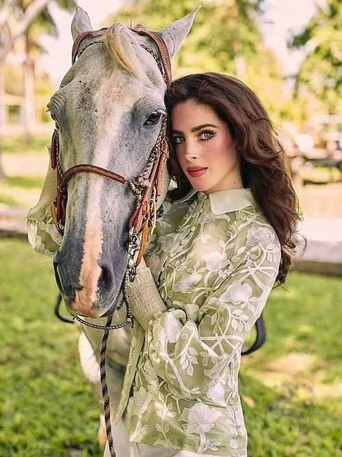 Biết gì về mỹ nhân Mexico bị ông Nawat mắng thẳng mặt ở Miss Universe 2025?