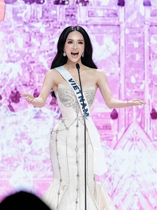 Hương Giang trở thành người chuyển giới châu Á đầu tiên tham gia Miss Universe