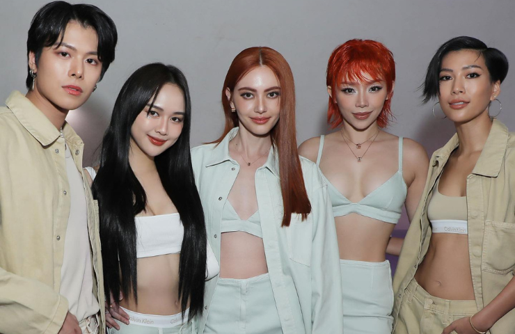 Tóc Tiên xuất hiện như nữ thần bên Lee Dong Wook và Dara (2NE1)