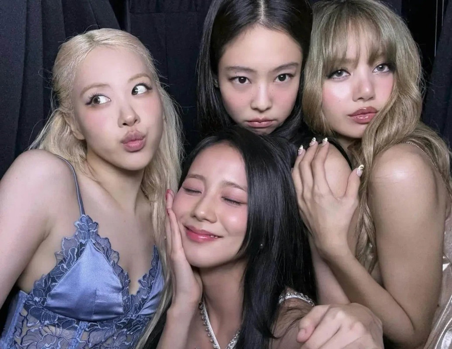 BLACKPINK "cứu vãn" công ty quản lý, bỏ túi khoản lợi nhuận gần 24 triệu USD BLACKPINK "cứu vãn" công ty quản lý, bỏ túi khoản lợi nhuận gần 24 triệu USD