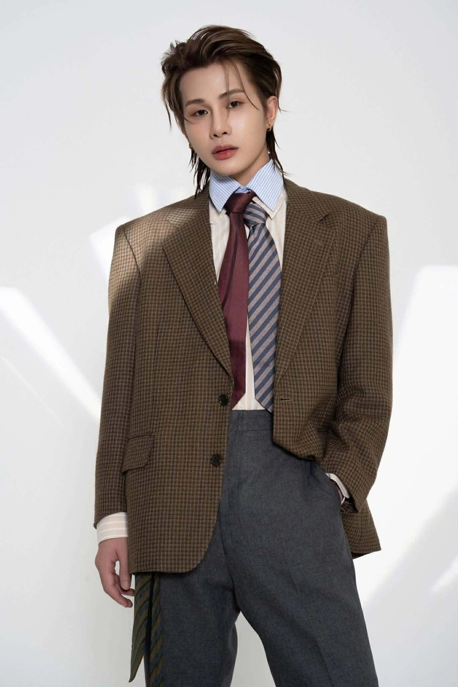 Ca sĩ Jack bị phạt 55 triệu đồng, cấm biểu diễn 9 tháng Ca sĩ Jack bị phạt 55 triệu đồng, cấm biểu diễn 9 tháng