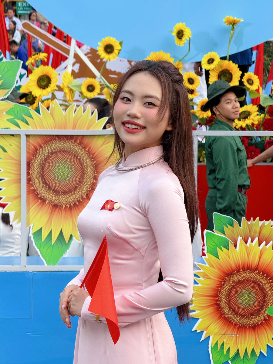 Phương Mỹ Chi lọt top 700 gương mặt kiến tạo và truyền cảm hứng tại châu Á Phương Mỹ Chi lọt top 700 gương mặt kiến tạo và truyền cảm hứng tại châu Á