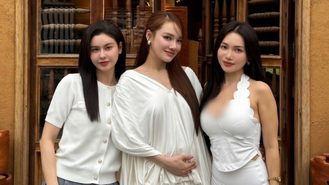 Nhã Phương lộ diện sau thông tin sức khỏe gây chú ý