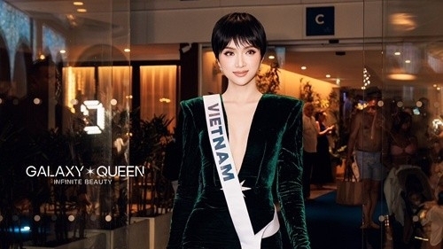 Hương Giang gây ấn tượng tại Miss Universe 2025 với tóc tém cá tính