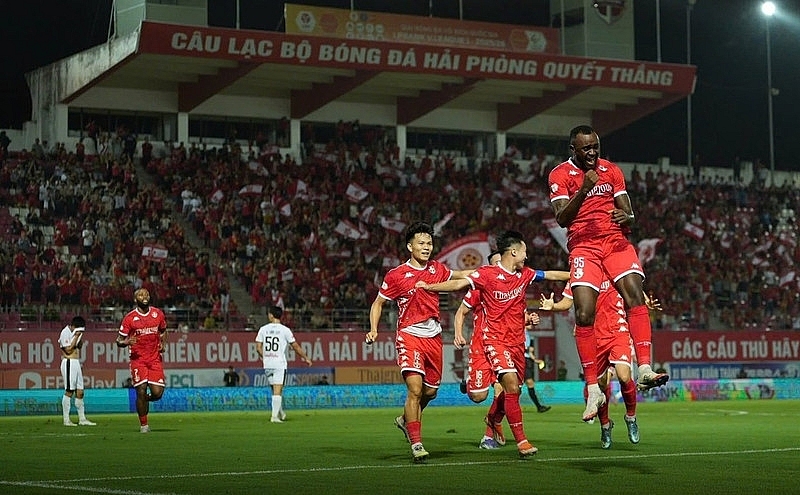 HLV Chu Đình Nghiêm nói về cơ hội vô địch của Hải Phòng HLV Chu Đình Nghiêm nói về cơ hội vô địch của Hải Phòng