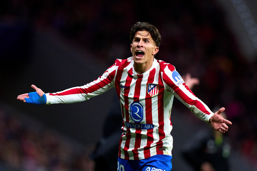 Argentina loại 3 tuyển thủ bởi ‘lý do kỳ lạ’