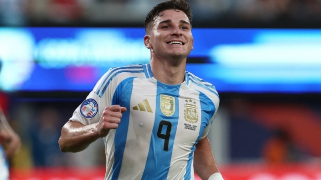 Argentina loại 3 tuyển thủ bởi ‘lý do kỳ lạ’