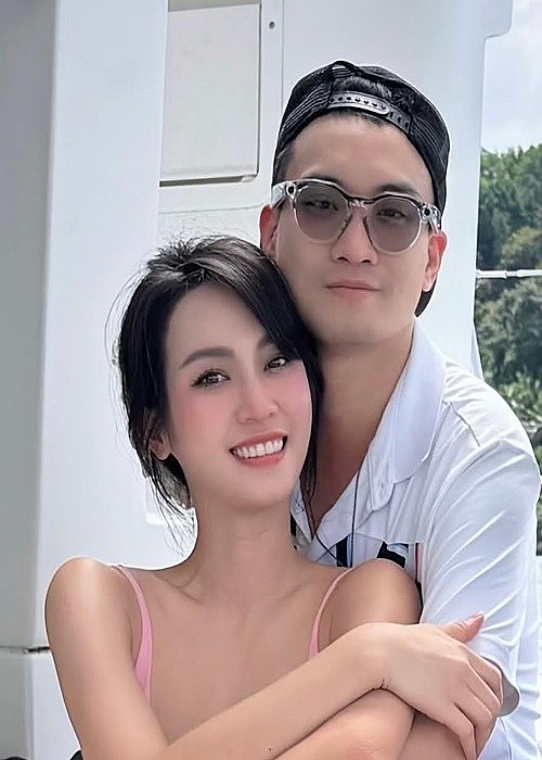 Á hậu Vũ Thúy Quỳnh gợi cảm gây mê, hẹn hò doanh nhân Đức Phạm Á hậu Vũ Thúy Quỳnh gợi cảm gây mê, hẹn hò doanh nhân Đức Phạm