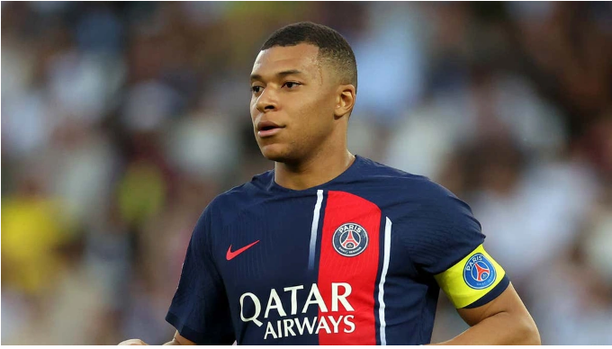 So sánh thành tích của Messi và Mbappe trong màu áo tuyển quốc gia
