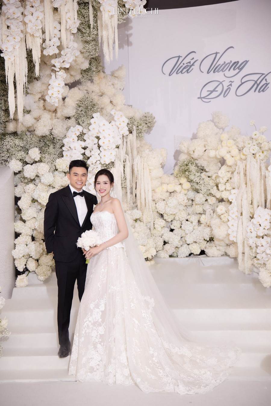 Đỗ Hà ghi điểm 10 tinh tế với lời cảm ơn đến cộng đồng mạng sau lễ cưới cổ tích Đỗ Hà ghi điểm 10 tinh tế với lời cảm ơn đến cộng đồng mạng sau lễ cưới cổ tích