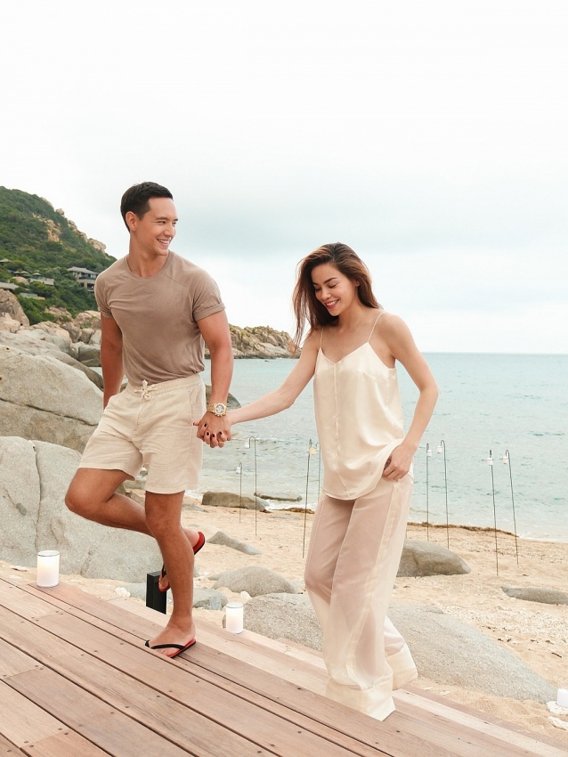 Hồ Ngọc Hà và Kim Lý mỗi lần xuất hiện đều mặc đẹp như tạp chí Hồ Ngọc Hà và Kim Lý mỗi lần xuất hiện đều mặc đẹp như tạp chí