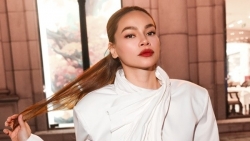 Hương Giang ghi điểm tuyệt đối với loạt trang phục ấn tượng tại Miss Universe