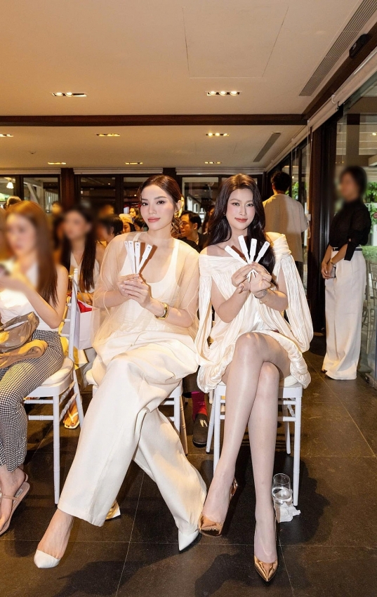 Hoa hậu Kỳ Duyên đón sinh nhật bên Thiên Ân