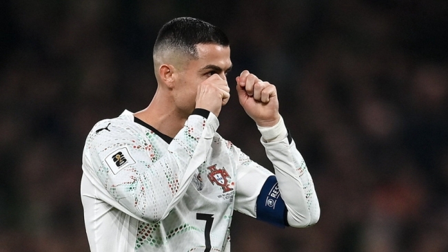 Liên đoàn bóng đá Bồ Đào Nha ‘giải cứu’ Ronaldo