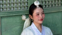 Phương Mỹ Chi hóa "tiểu thư" đài các tại cung điện Hàn Quốc