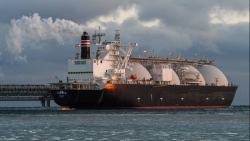 Lượng LNG dư thừa có thể gây biến động giá trong năm 2026