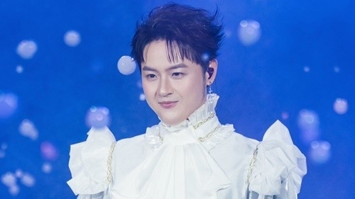 Thanh Duy từ giáo viên đến nghệ sĩ tài năng