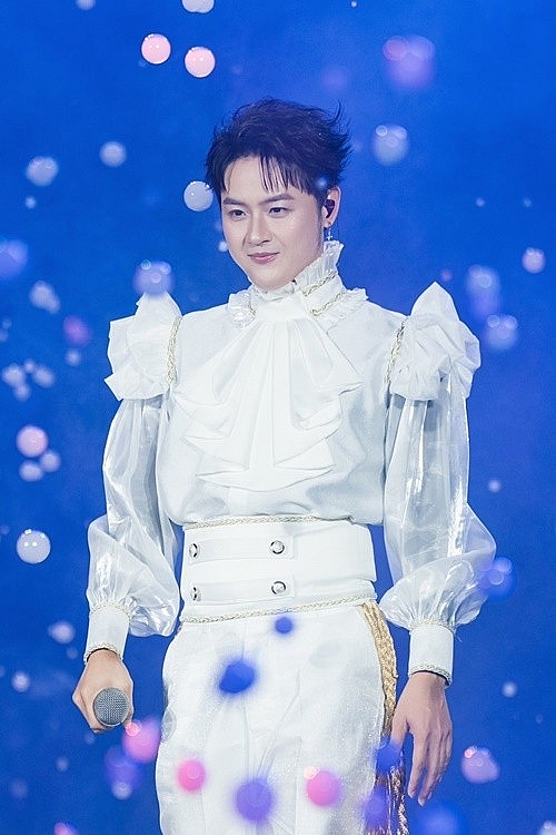 Thanh Duy từ giáo viên đến nghệ sĩ tài năng Thanh Duy từ giáo viên đến nghệ sĩ tài năng