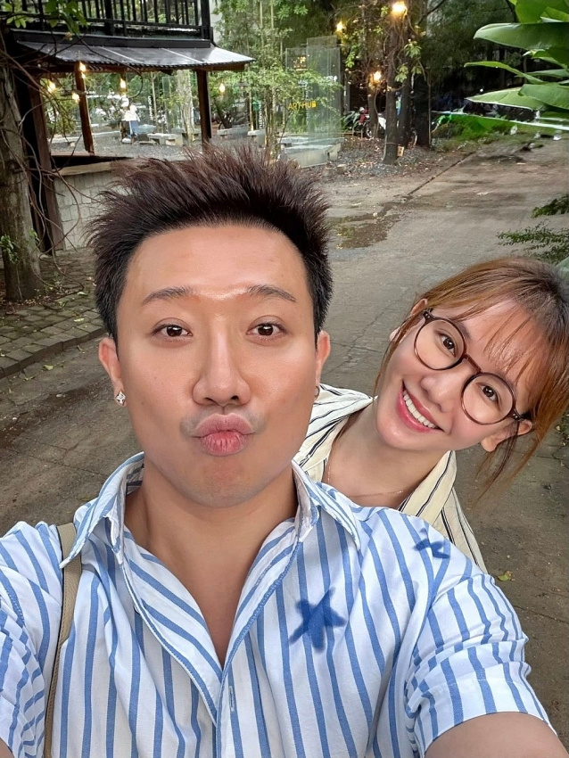 Trấn Thành đáp trả khi bị antifan bình luận kém duyên về hôn nhân