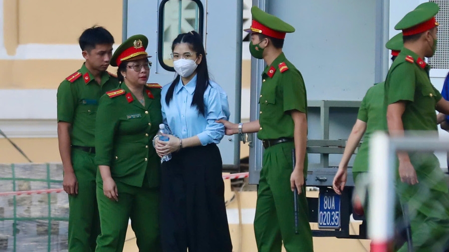 An ninh nghiêm ngặt tại phiên xét xử hoa hậu Thùy Tiên, Quang Linh Vlogs, Hằng Du Mục