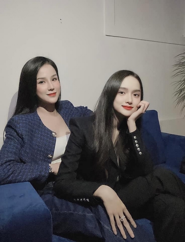 Sao Việt động viên Hoa hậu Hương Giang khi trượt top 30 Miss Universe 2025