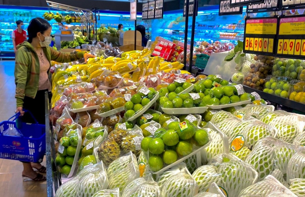 Kịp thời điều hòa cung - cầu, không để găm hàng, đẩy giá giữa bão lũ Kịp thời điều hòa cung - cầu, không để găm hàng, đẩy giá giữa bão lũ