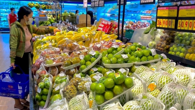 Kịp thời điều hòa cung - cầu, không để găm hàng, đẩy giá giữa bão lũ