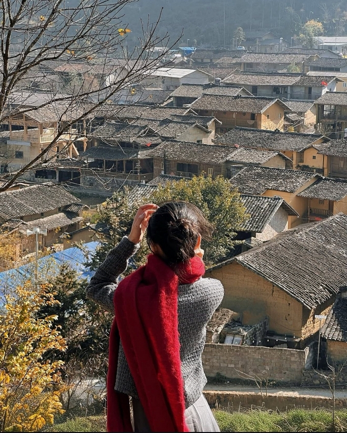 Lô Lô Chải đông như hội, du khách xếp hàng 'săn' góc sống ảo Lô Lô Chải đông như hội, du khách xếp hàng 'săn' góc sống ảo