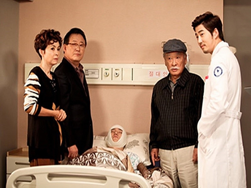 Sự nghiệp đáng nể của diễn viên Lee Soon Jae 'Gia đình là số 1'