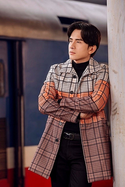 Điểm sao Việt hứng bão dư luận vì lùm xùm từ thiện