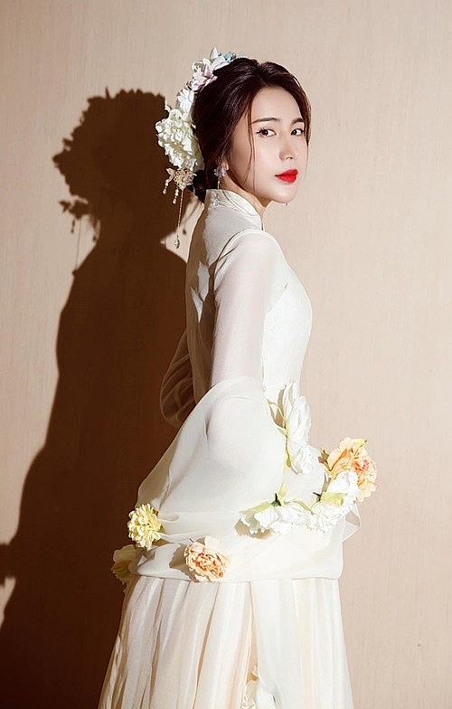 Điểm sao Việt hứng bão dư luận vì lùm xùm từ thiện