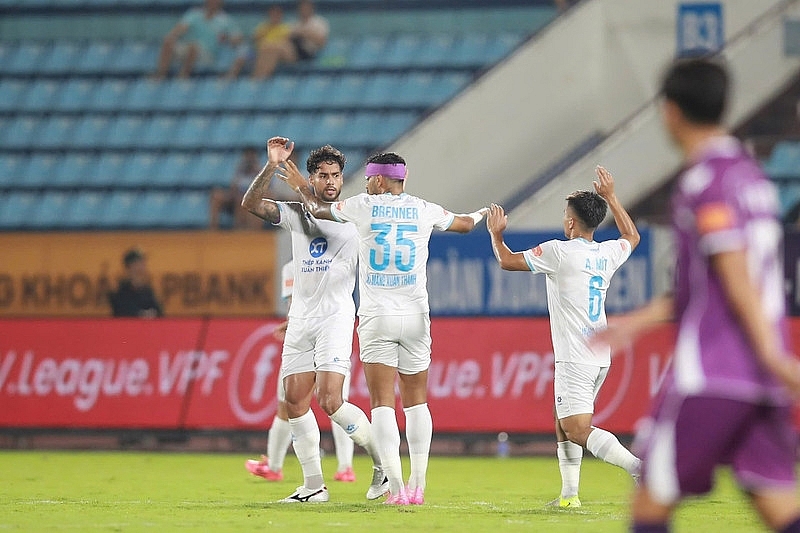 Thép xanh Nam Định nhắm huấn luyện viên châu Âu? Thép xanh Nam Định nhắm huấn luyện viên châu Âu?