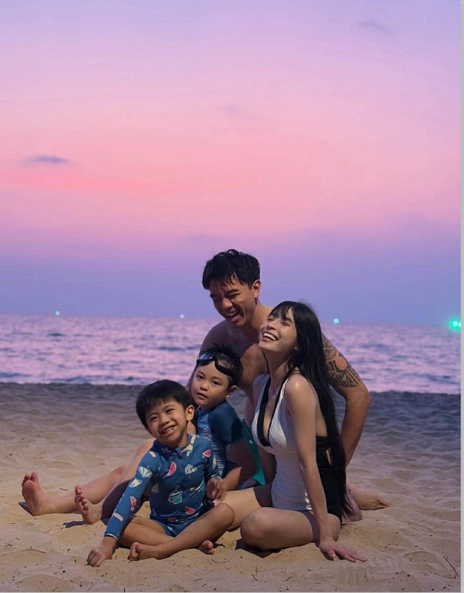 Ca nương Kiều Anh khoe hôn nhân ‘như tiên’ bên chồng đại gia Ca nương Kiều Anh khoe hôn nhân ‘như tiên’ bên chồng đại gia