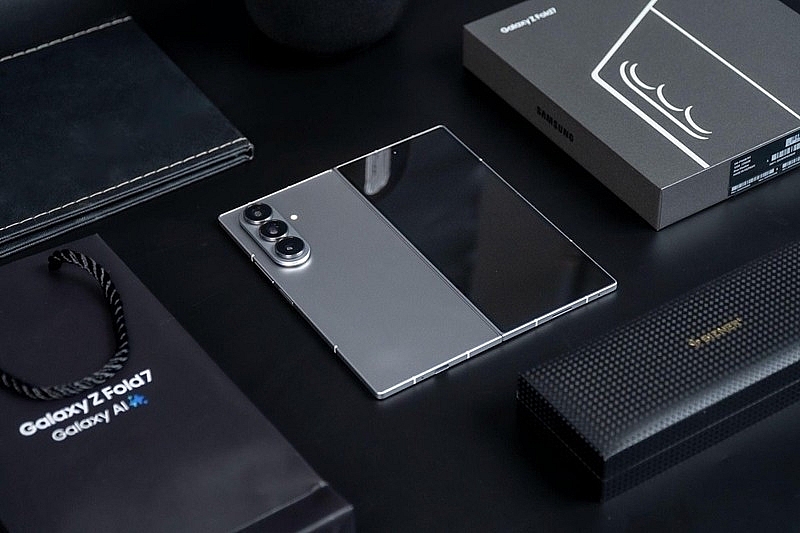 Đua nhau giảm giá dịp Black Friday, có nơi giảm 80% vẫn vắng khách Đua nhau giảm giá dịp Black Friday, có nơi giảm 80% vẫn vắng khách