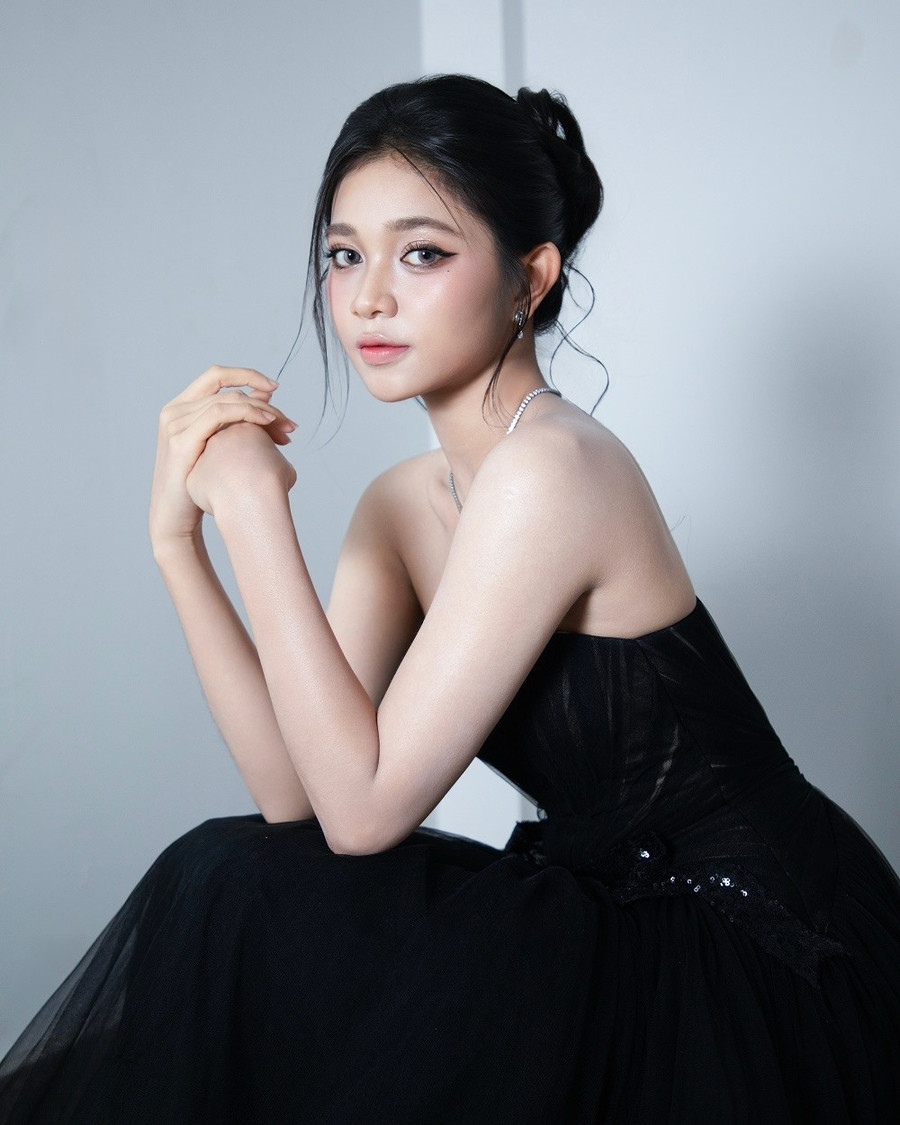 Tiểu Vy, Thiên Ân tái xuất màn ảnh, Minh Kiên có vai chính điện ảnh đầu tiên