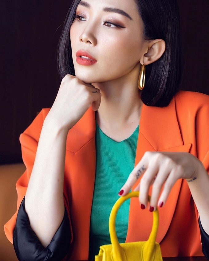 Tóc Tiên chia sẻ về việc xoá hình xăm cũ sau 10 năm với Tóc Tiên chia sẻ về việc xoá hình xăm cũ sau 10 năm với