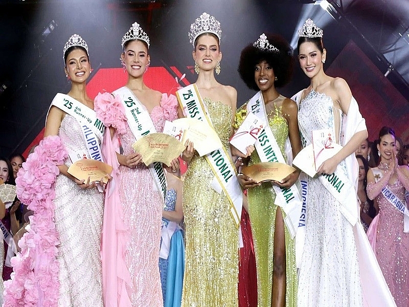 Đọ sắc vóc của 4 á hậu Miss International 2025 Đọ sắc vóc của 4 á hậu Miss International 2025