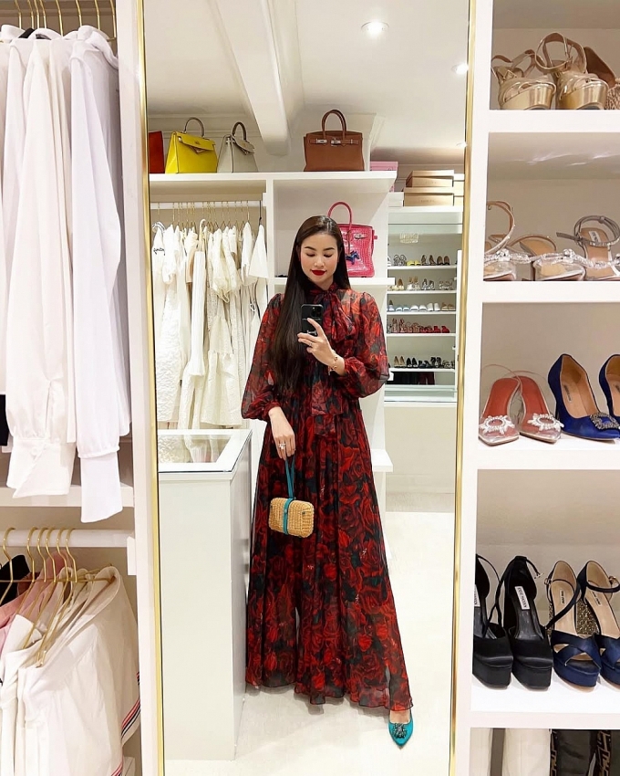 Phạm Hương khoe cuộc sống bình yên ở trời Tây Phạm Hương khoe cuộc sống bình yên ở trời Tây