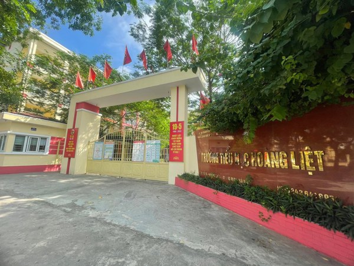 7 học sinh tiểu học Hoàng Liệt (Hà Nội) nhập viện do hút phải thuốc lá điện tử