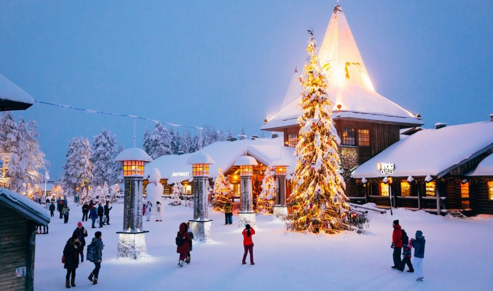Ghé thăm "ngôi làng ông già Noel" đẹp như cổ tích ở Phần Lan