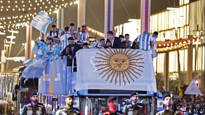 Chủ nhà Qatar làm điều chưa từng có trong lịch sử World Cup cho Messi và tuyển Argentina