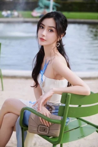 Còn hy vọng nào cho Angelababy?