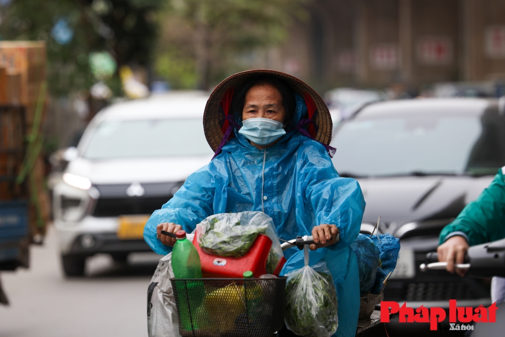 Dự báo thời tiết ngày 19/12/2023: Hà Nội có mưa nhỏ rải rác, trời rét đậm
