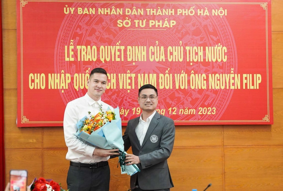 Filip Nguyễn trải lòng về quá trình nhập tịch kéo dài 9 năm, hào hứng liên tục nói "Tôi là người VN"