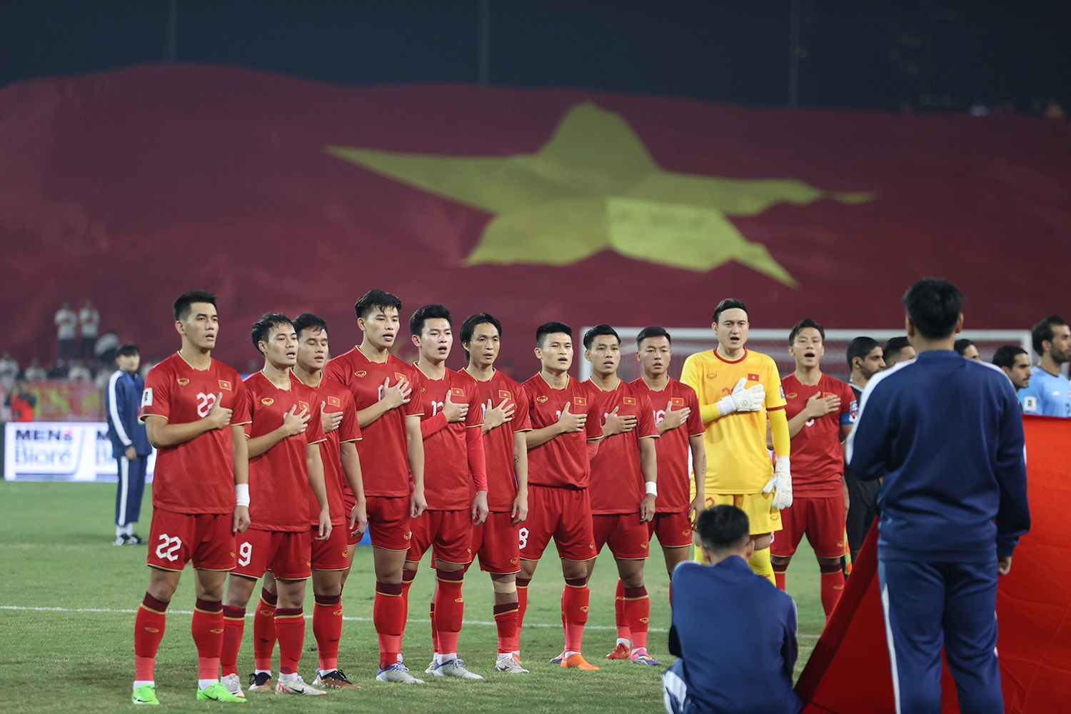 HLV Trần Công Minh nói lời gan ruột về bóng đá Việt Nam năm 2023