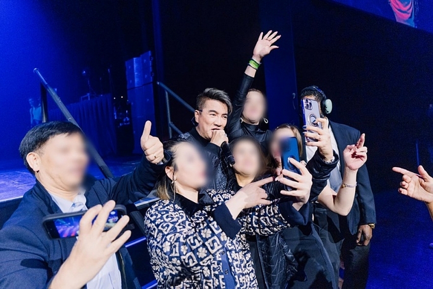 Đàm Vĩnh Hưng hát sung ở Mỹ giữa ồn ào kiện chồng Bích Tuyền Đàm Vĩnh Hưng hát sung ở Mỹ giữa ồn ào kiện chồng Bích Tuyền
